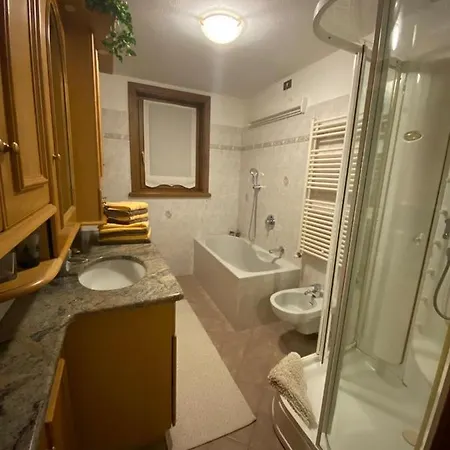 Genepi Apartment *